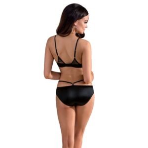 Lara dviejų kūrinių bikinio rinkinys – patogus ir stilingas